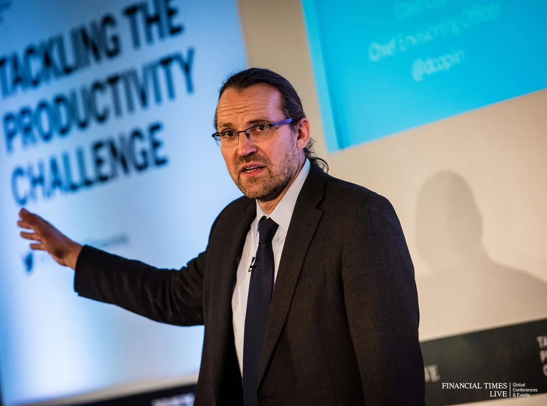 Dave Coplin speaking at the Financial Times Tackling the Productivity Challenge event